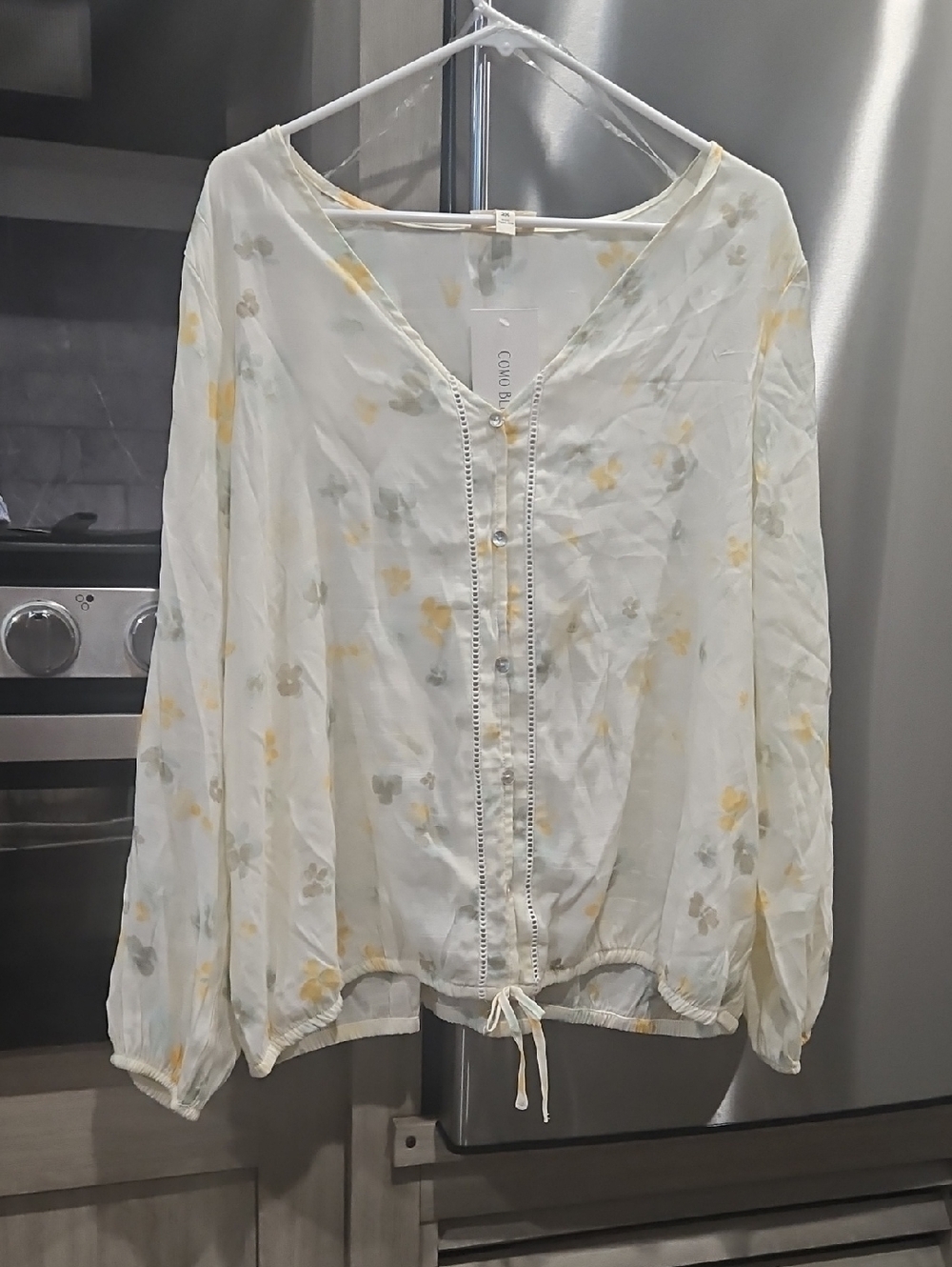 Light Cream Floral V-Neck Elastic Wrists Button-Front Blouse with Drawstring